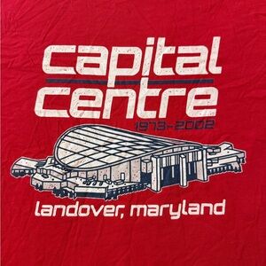 Capital Centre Arena Stadium Landover Maryland Capitals Bullets Red T-Shirt – XL